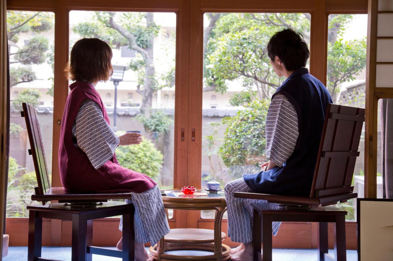 Ryokan Seifuso Omuta Bagian luar foto