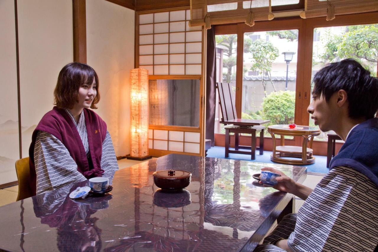 Ryokan Seifuso Omuta Bagian luar foto