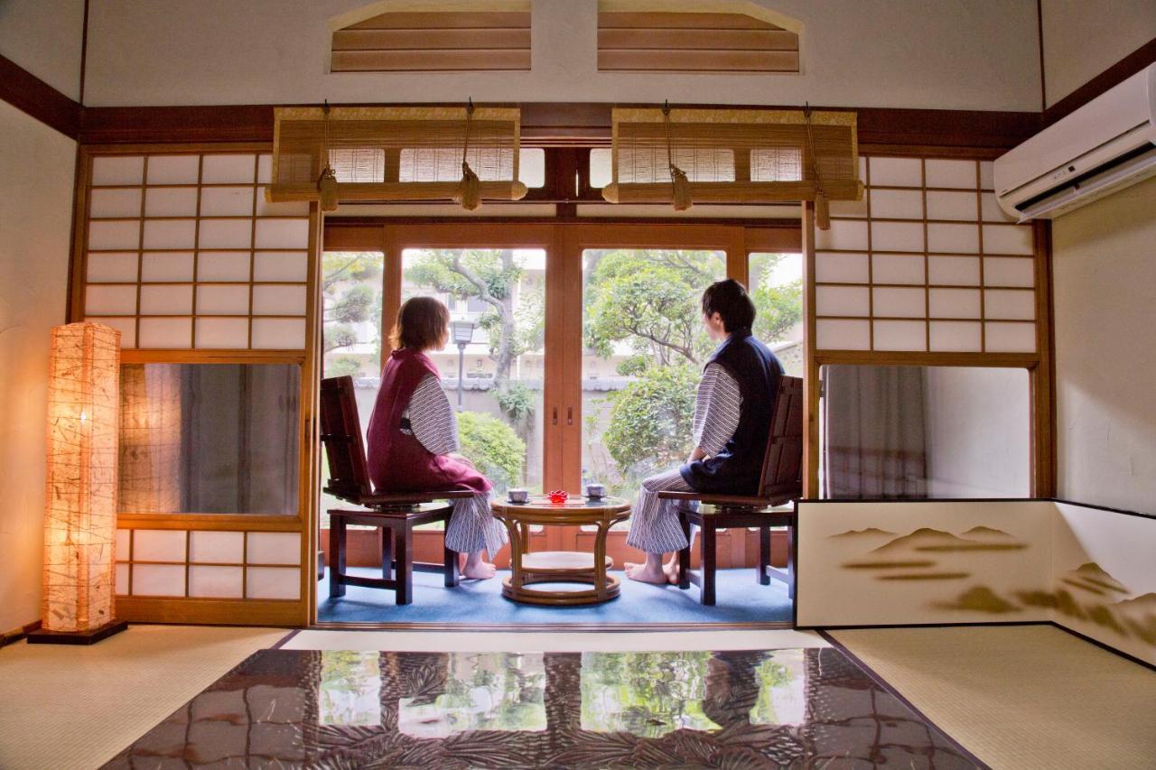 Ryokan Seifuso Omuta Bagian luar foto
