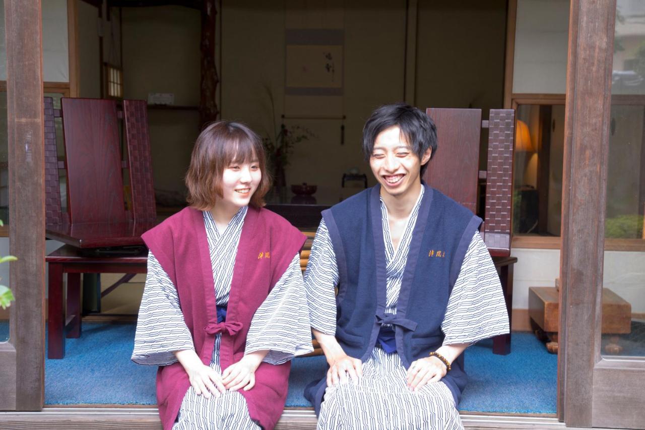 Ryokan Seifuso Omuta Bagian luar foto
