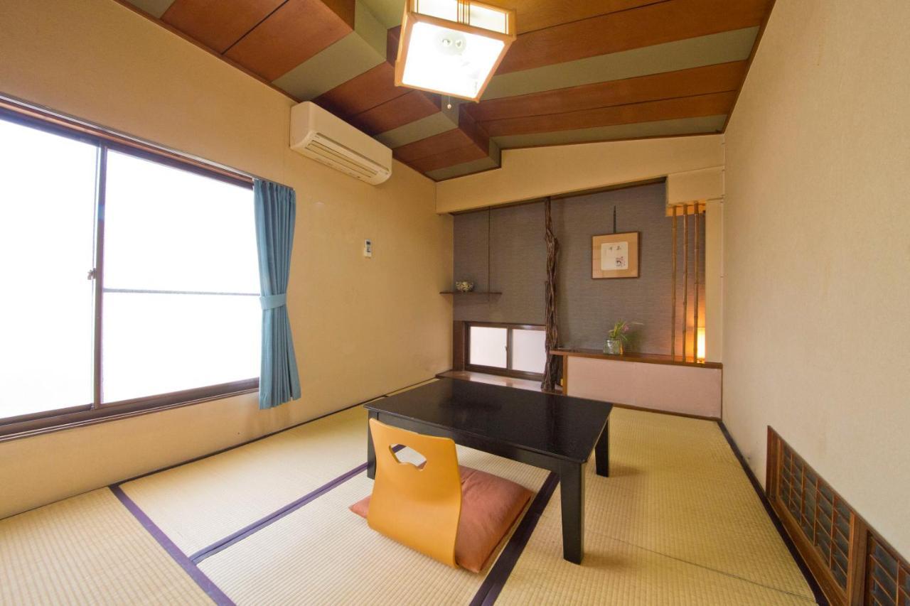 Ryokan Seifuso Omuta Bagian luar foto